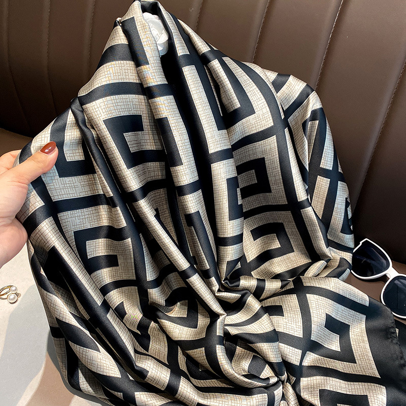 Fashion Print Large Shawl Wrap - đánh giá và giá Luxury Skincare Headband